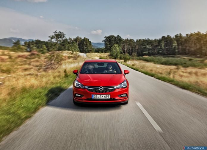 2016 Opel Astra - фотография 48 из 93