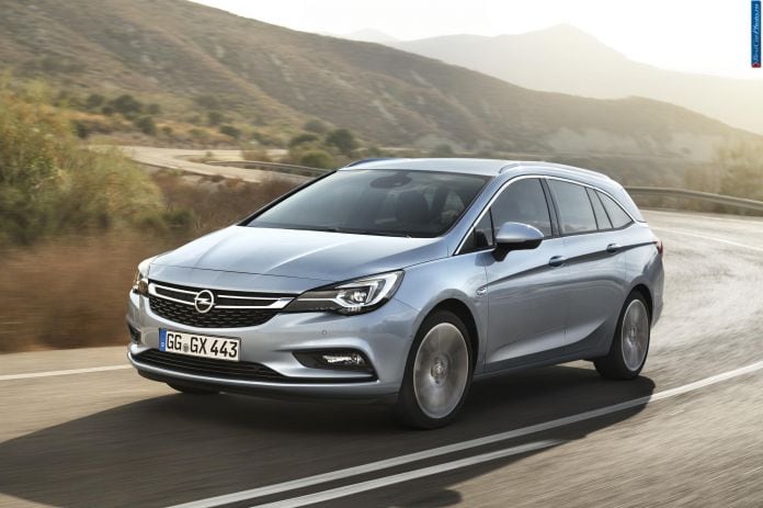 2016 Opel Astra Sports Tourer - фотография 1 из 123