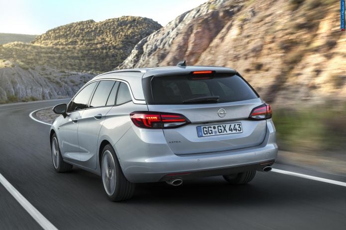 2016 Opel Astra Sports Tourer - фотография 2 из 123 2016 Opel Astra Sports Tourer - фотография 2 из 123