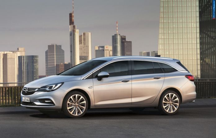 2016 Opel Astra Sports Tourer - фотография 7 из 123 2016 Opel Astra Sports Tourer - фотография 7 из 123
