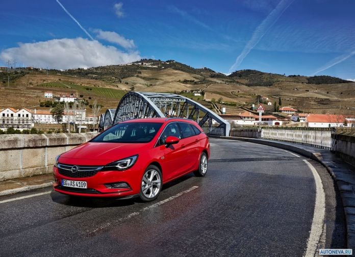 2016 Opel Astra Sports Tourer - фотография 19 из 123 2016 Opel Astra Sports Tourer - фотография 19 из 123