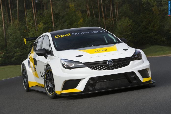 2016 Opel Astra TCR - фотография 1 из 17