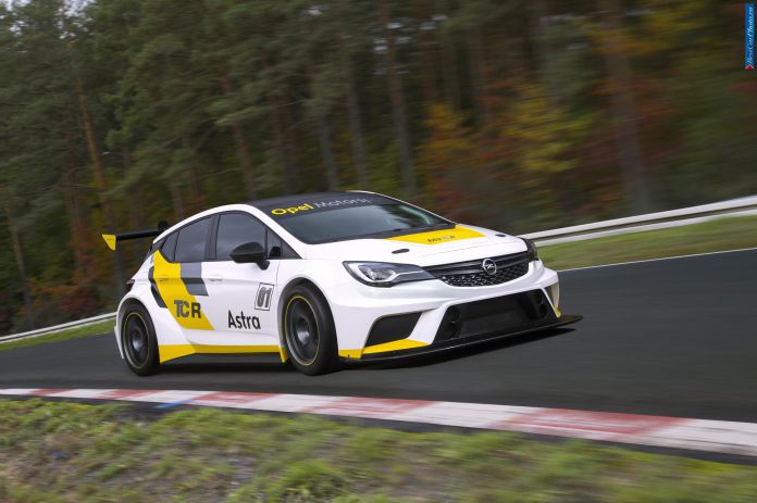 2016 Opel Astra TCR - фотография 5 из 17