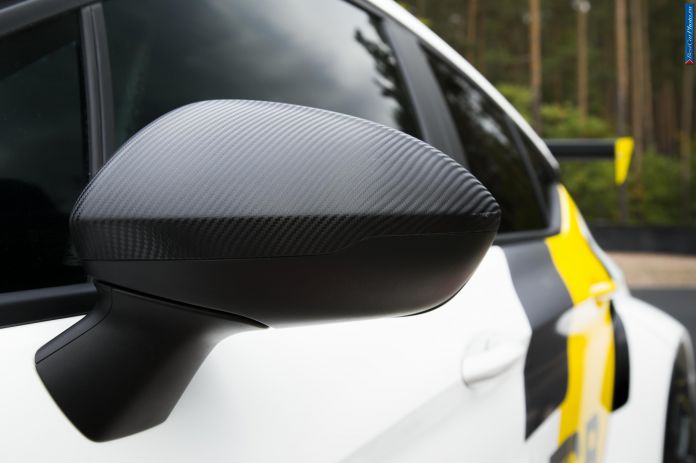 2016 Opel Astra TCR - фотография 15 из 17