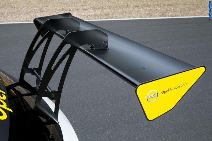 2016 Opel Astra TCR - фотография 16 из 17