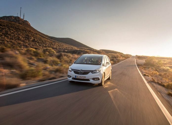 2017 Opel Zafira - фотография 34 из 82