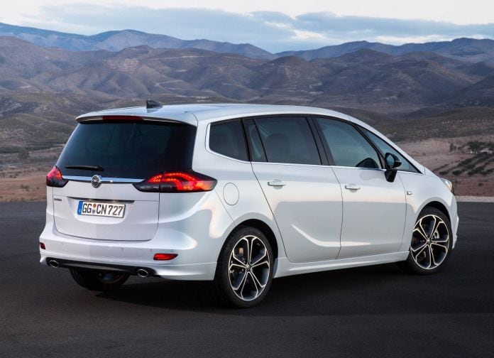 2017 Opel Zafira - фотография 37 из 82