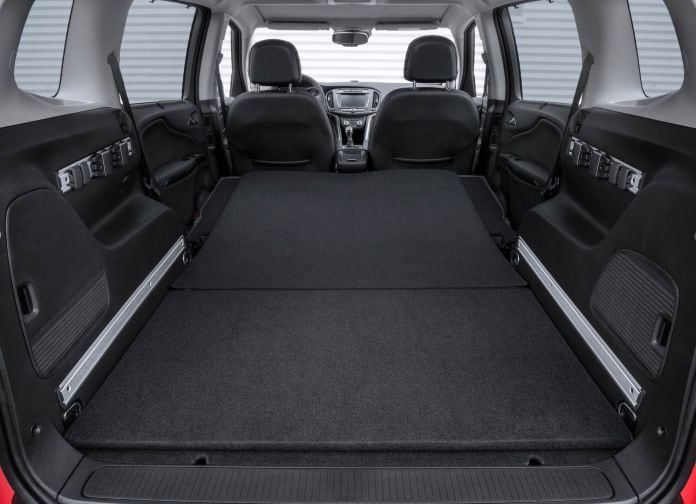 2017 Opel Zafira - фотография 65 из 82