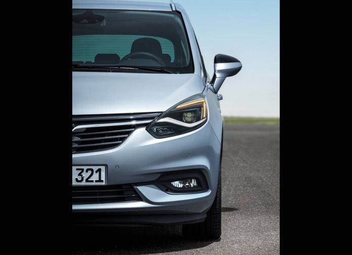 2017 Opel Zafira - фотография 71 из 82