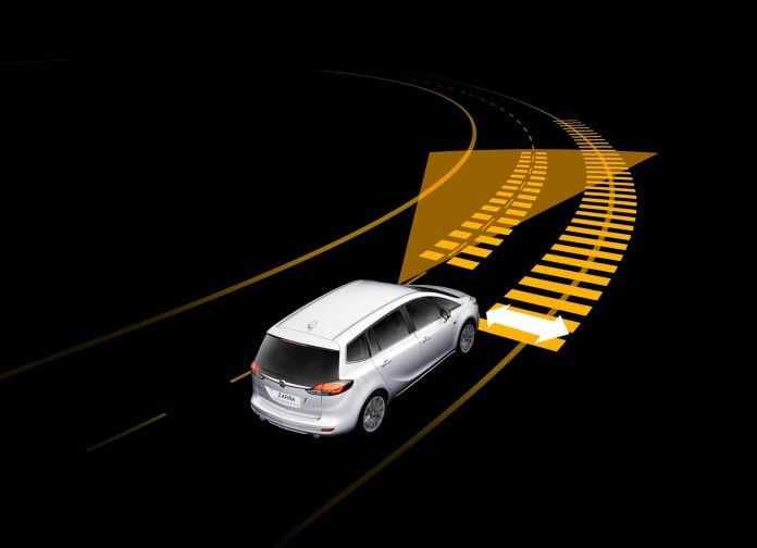 2017 Opel Zafira - фотография 78 из 82