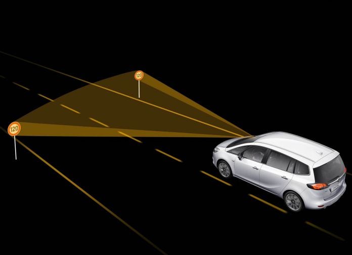 2017 Opel Zafira - фотография 80 из 82