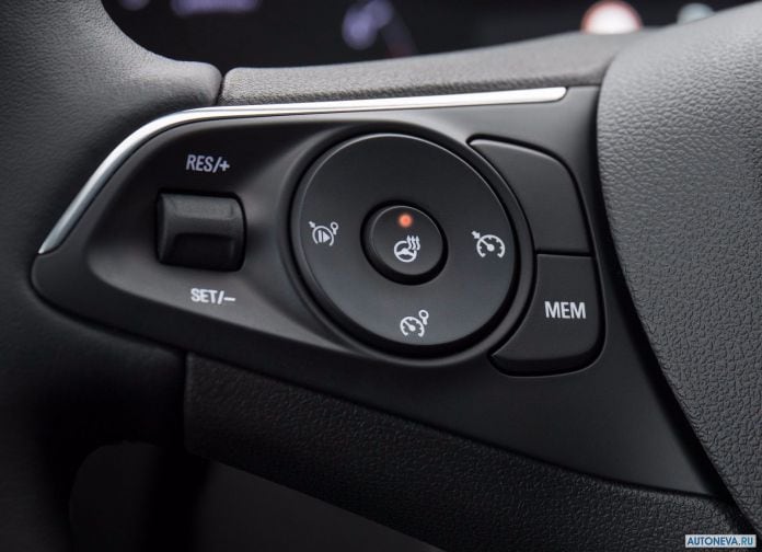 2018 Opel Grandland X - фотография 40 из 66