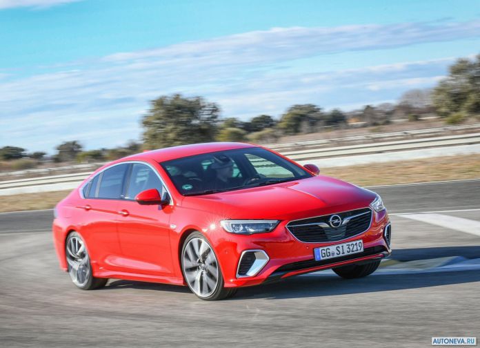 2018 Opel Insignia GSI - фотография 13 из 84