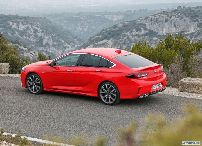 2018 Opel Insignia GSI - фотография 37 из 84