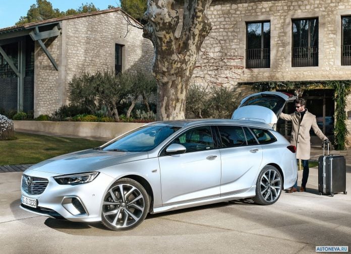 2018 Opel Insignia GSI Sports Tourer - фотография 7 из 39