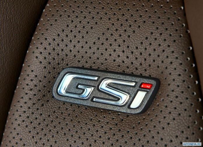 2018 Opel Insignia GSI Sports Tourer - фотография 36 из 39