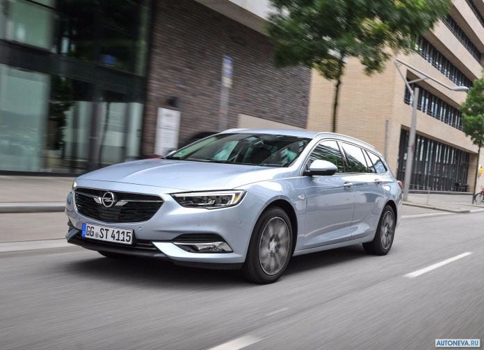 2018 Opel Insignia Sports Tourer - фотография 9 из 63