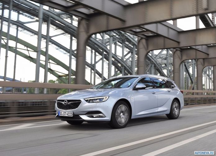 2018 Opel Insignia Sports Tourer - фотография 10 из 63