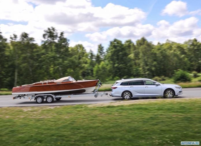 2018 Opel Insignia Sports Tourer - фотография 26 из 63
