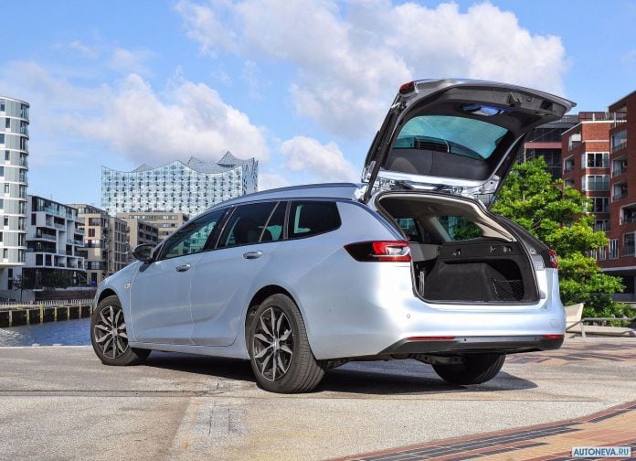 2018 Opel Insignia Sports Tourer - фотография 42 из 63