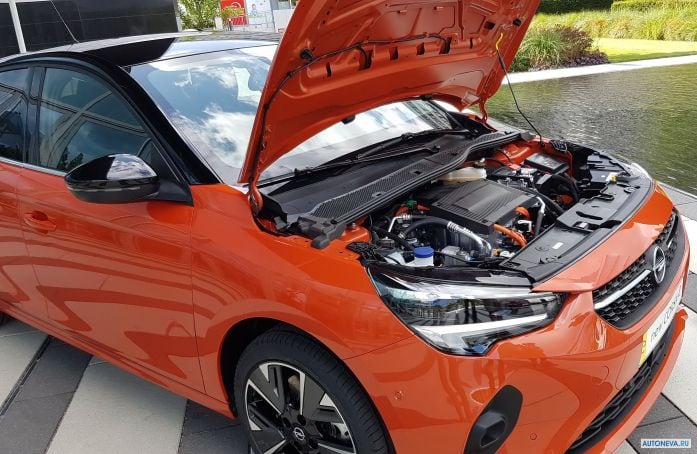 2020 Opel Corsa-e - фотография 18 из 28 2020 Opel Corsa-e - фотография 18 из 28