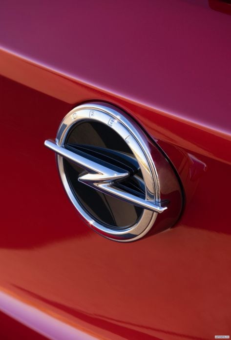 2020 Opel Corsa GS-line - фотография 38 из 40