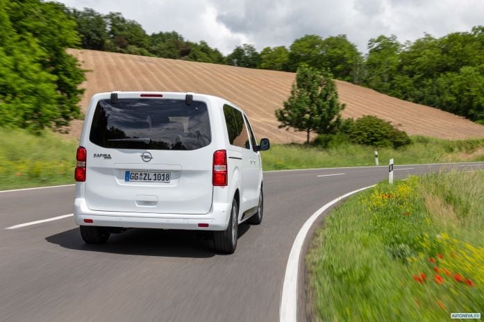2020 Opel Zafira Life Medium - фотография 13 из 18