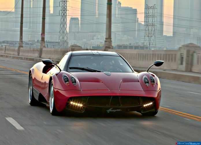 2012 Pagani Huayra - фотография 1 из 51