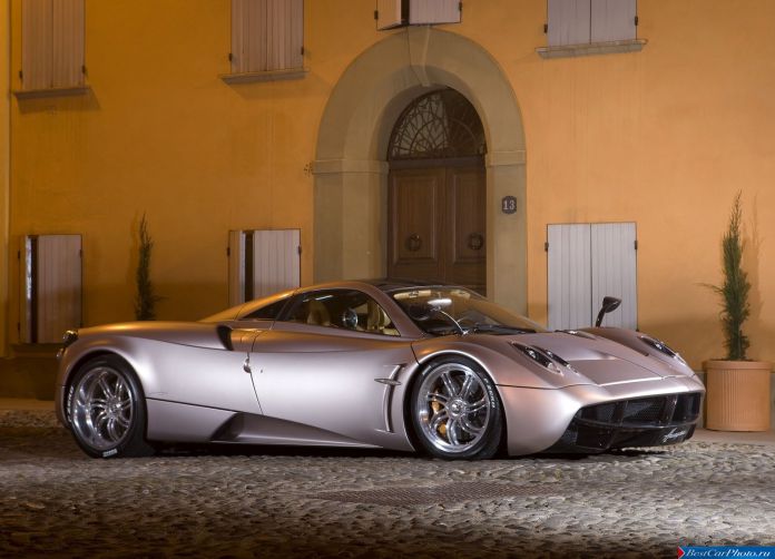 2012 Pagani Huayra - фотография 5 из 51