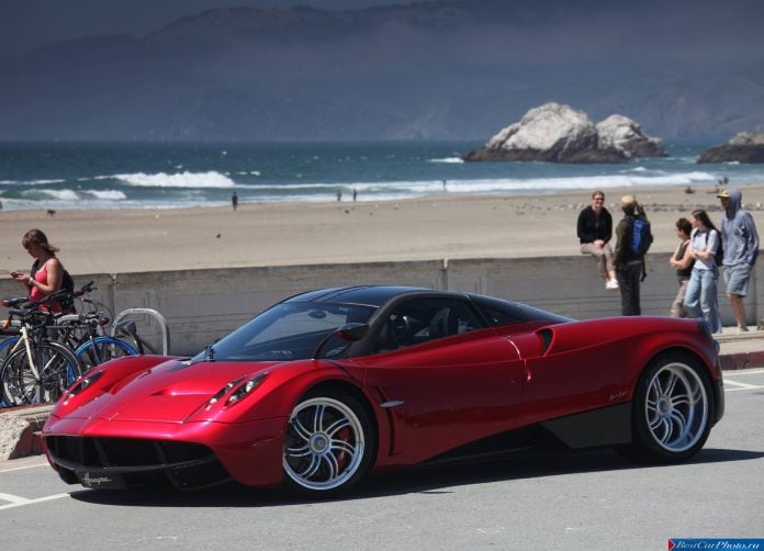 2012 Pagani Huayra - фотография 6 из 51
