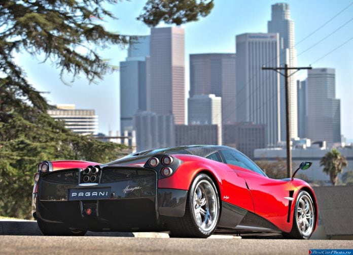 2012 Pagani Huayra - фотография 16 из 51