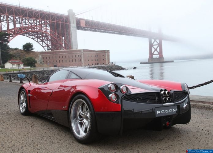 2012 Pagani Huayra - фотография 17 из 51