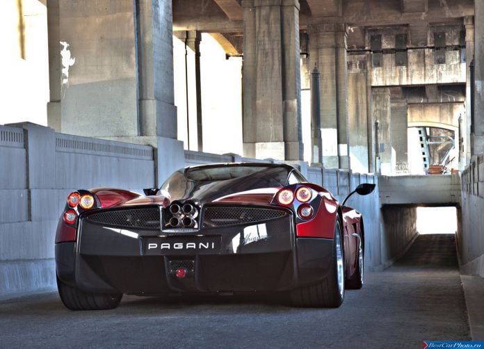 2012 Pagani Huayra - фотография 19 из 51
