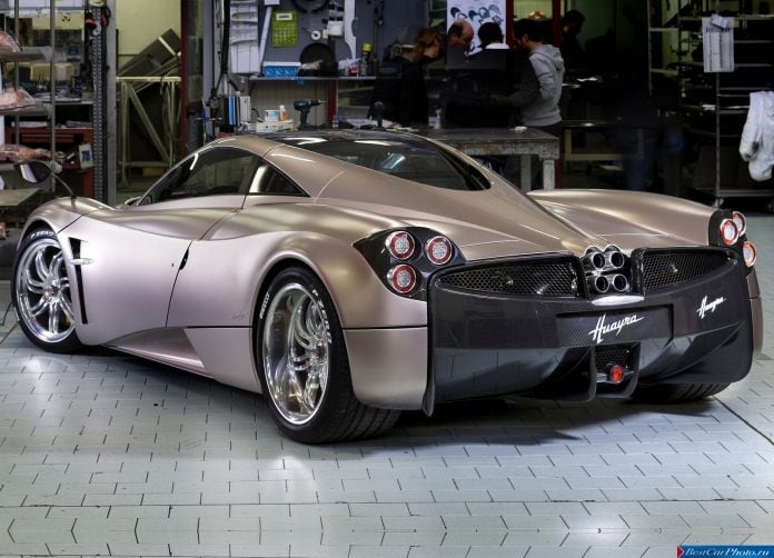 2012 Pagani Huayra - фотография 22 из 51