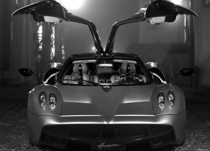 2012 Pagani Huayra - фотография 23 из 51