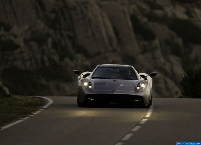 2012 Pagani Huayra - фотография 24 из 51