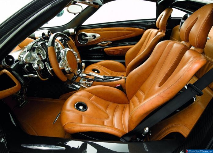 2012 Pagani Huayra - фотография 45 из 51