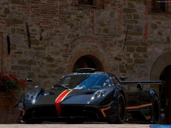 2013 Pagani Zonda Revolucion - фотография 2 из 32