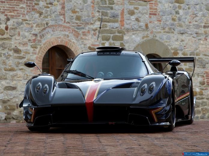 2013 Pagani Zonda Revolucion - фотография 3 из 32