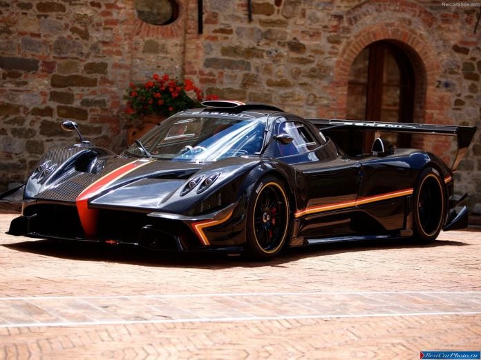 2013 Pagani Zonda Revolucion - фотография 4 из 32