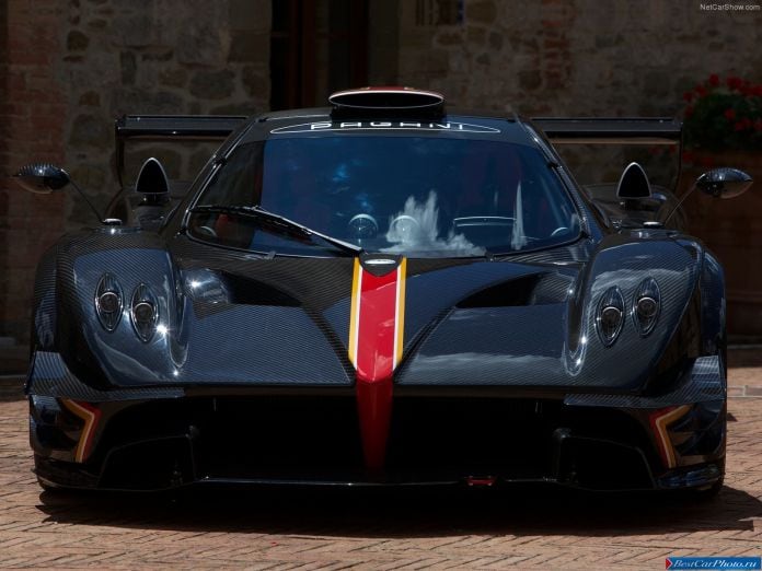 2013 Pagani Zonda Revolucion - фотография 11 из 32