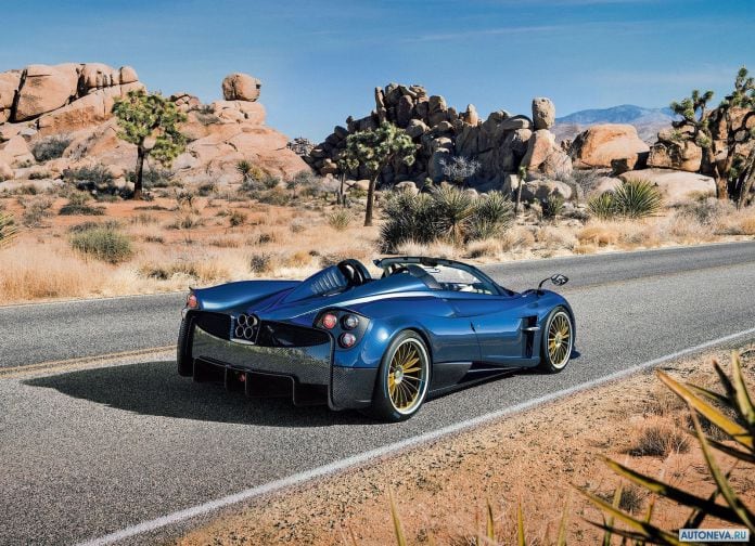 2017 Pagani Huayra Roadster - фотография 3 из 21