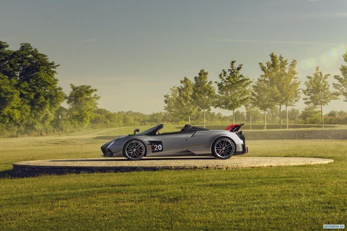 2020 Pagani Huayra BC Roadster - фотография 9 из 20