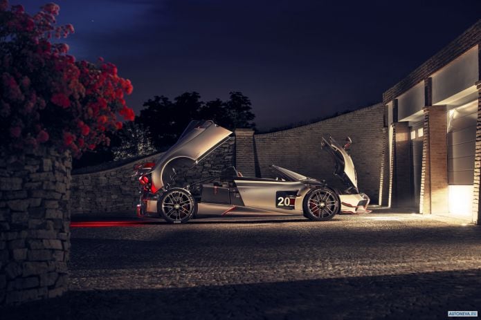 2020 Pagani Huayra BC Roadster - фотография 10 из 20