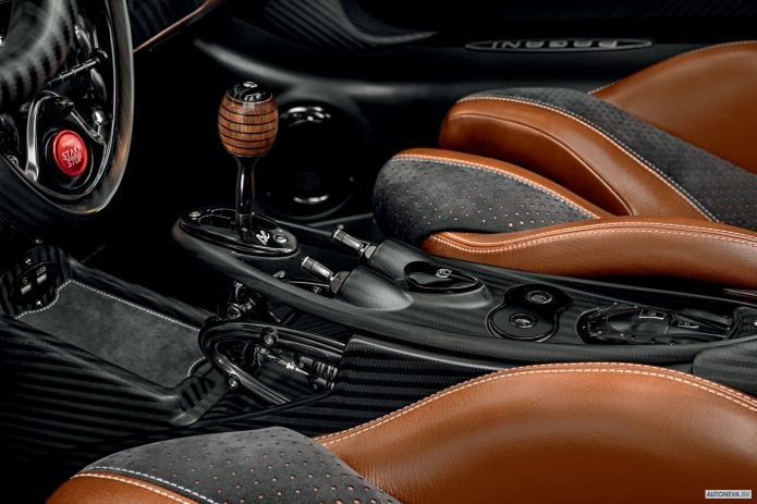 2020 Pagani Huayra BC Roadster - фотография 16 из 20