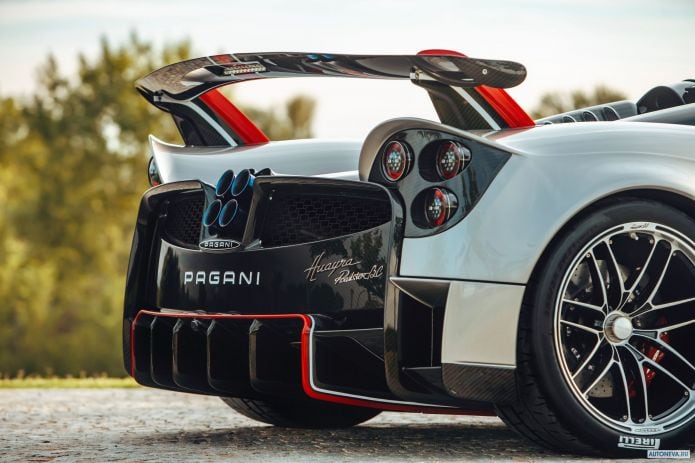 2020 Pagani Huayra BC Roadster - фотография 20 из 20