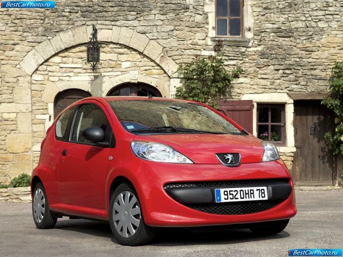 2005 Peugeot 107 - фотография 8 из 71