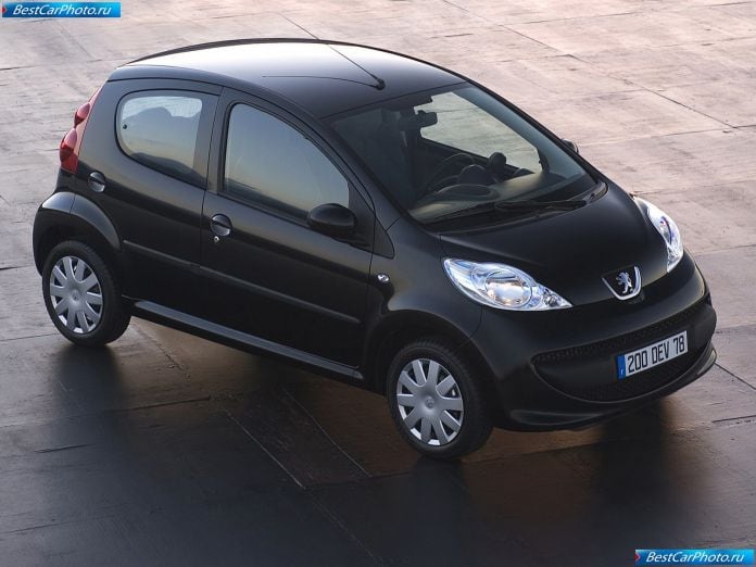2005 Peugeot 107 - фотография 15 из 71