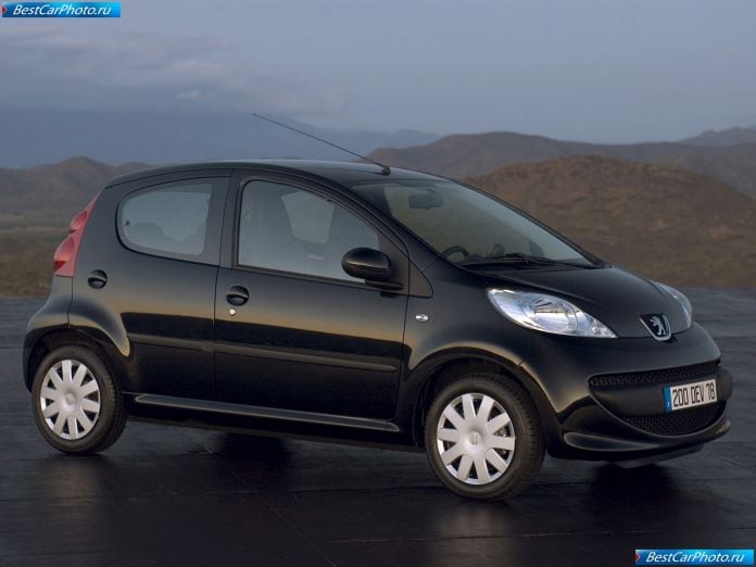 2005 Peugeot 107 - фотография 28 из 71