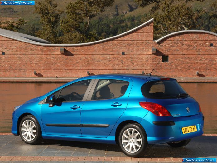 2008 Peugeot 308 - фотография 25 из 81 2008 Peugeot 308 - фотография 25 из 81